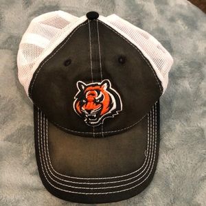 NFL Bengals! trucker hat